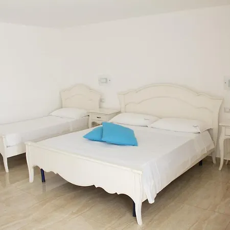 Imperial Exclusive & Breakfast * Porto Cesareo